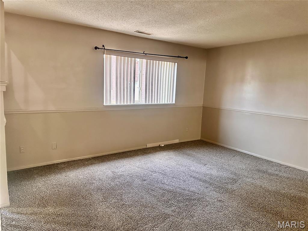 Kiefer Creek Condo - Residential