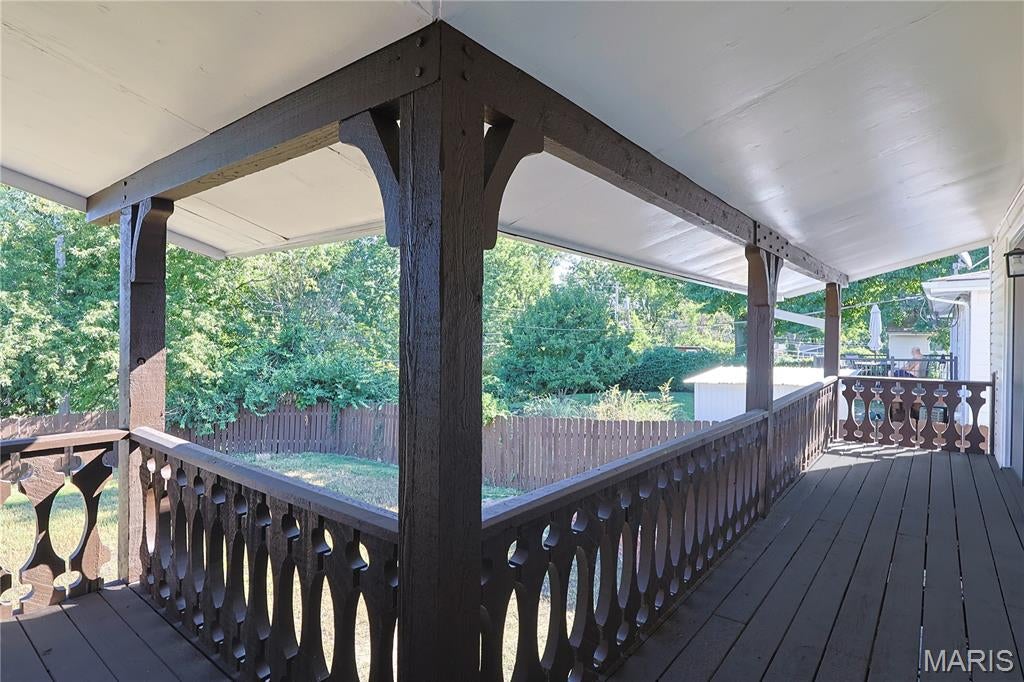 Oak Crest 3 - Residential