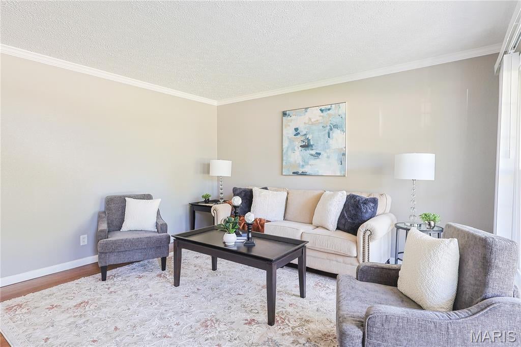 Oak Crest 3 - Residential
