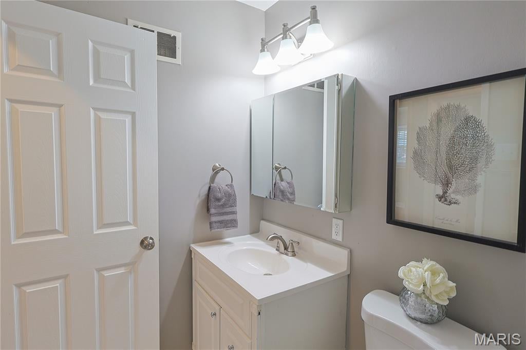 Oak Crest 3 - Residential