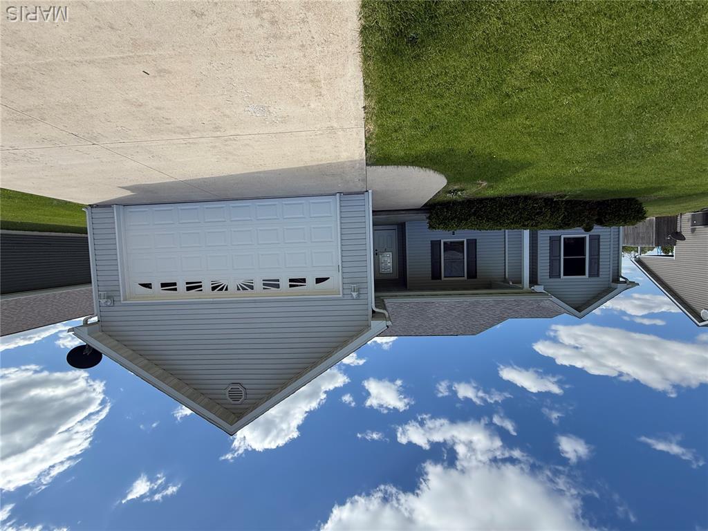 Built in 2016, this almost-new home still has that fresh, modern feel! Featuring 3 bedrooms and 2 full baths, this well-maintained home offers an open floor plan with plenty of space for entertaining family and friends.
The attached 2-car garage provides convenience, while the fenced backyard offers privacy and a great space for kids and pets to play. The kitchen comes complete with all appliances including the refrigerator, stove, microwave, dishwasher, washer/ dryer units — making this home truly move-in ready.
Conveniently located just blocks from the elementary school and close to the grocery store, this property combines comfort, location, and convenience all in one. Don’t miss your chance to make this beautiful home yours!