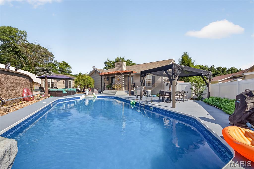 Hickory Ridge #4 - Residential