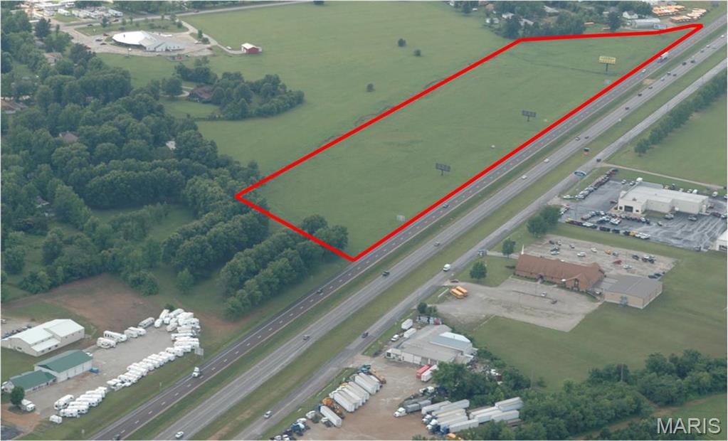 18.66 m/l acres at Exit 195! Includes approximately 2,000 m/l feet of interstate frontage.  Owner willing to divide. Location: City, Hwy/Interstate Frntg