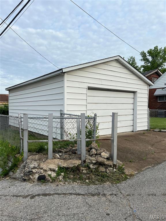 Hutchinsons Add 02 - Residential