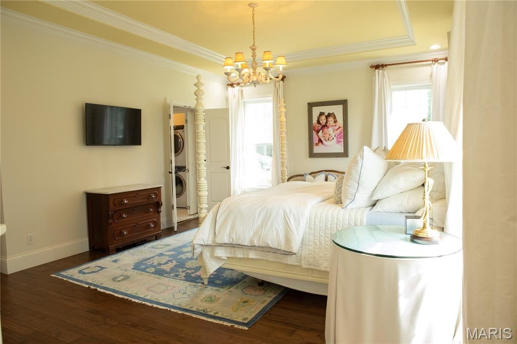 Far Oaks - Residential