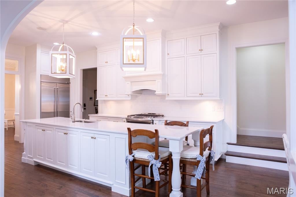 Far Oaks - Residential