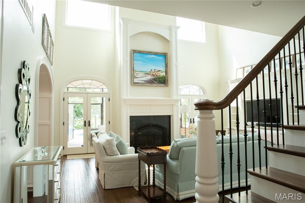 Far Oaks - Residential