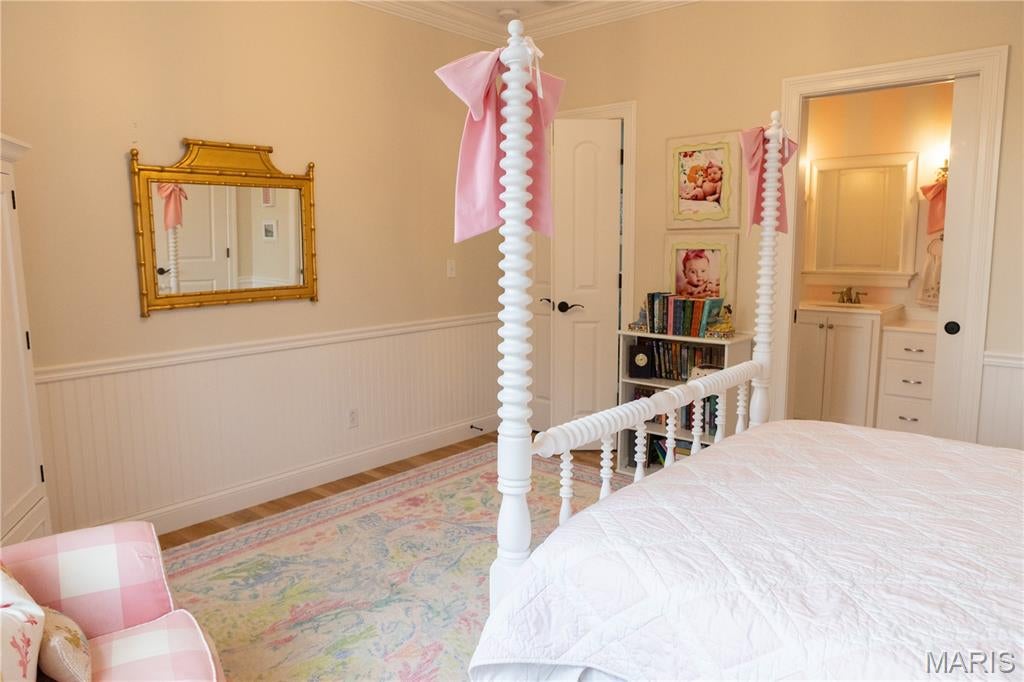 Far Oaks - Residential