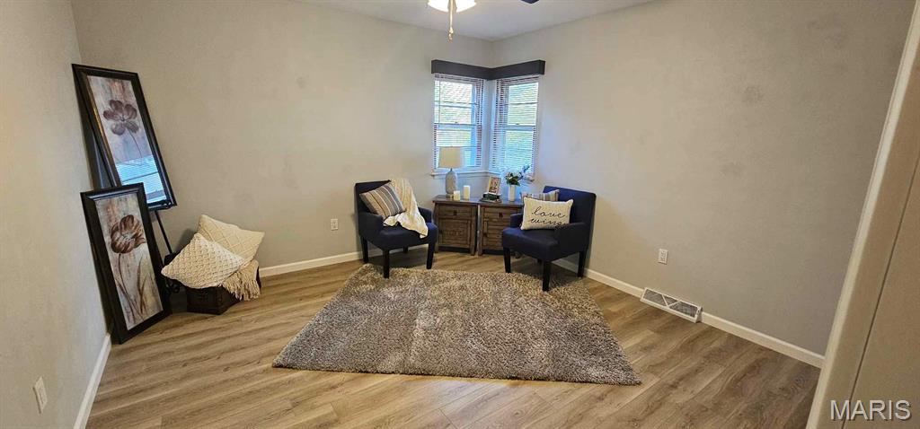 William H & Moureen L Emerys - Residential Lease