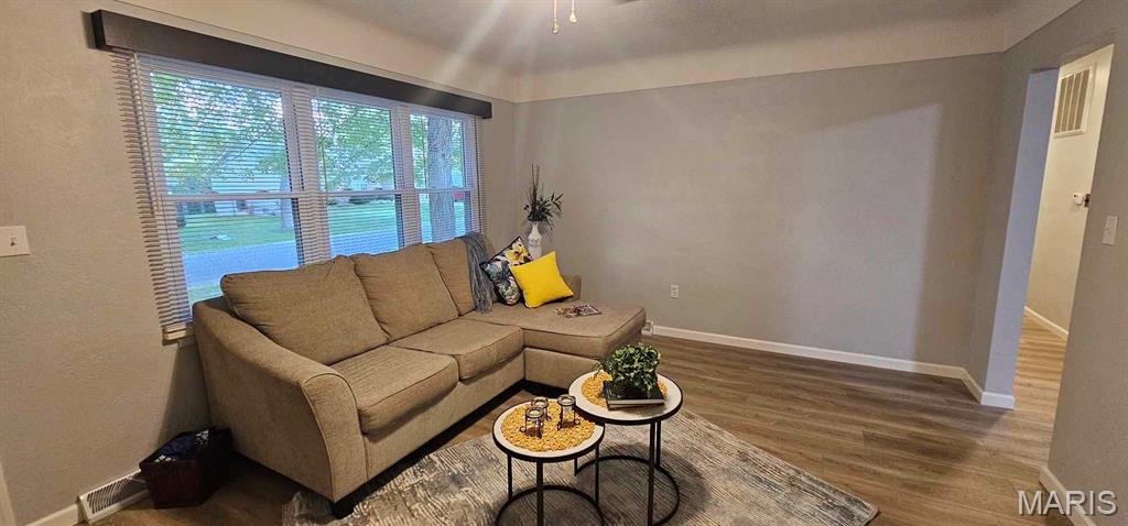 William H & Moureen L Emerys - Residential Lease
