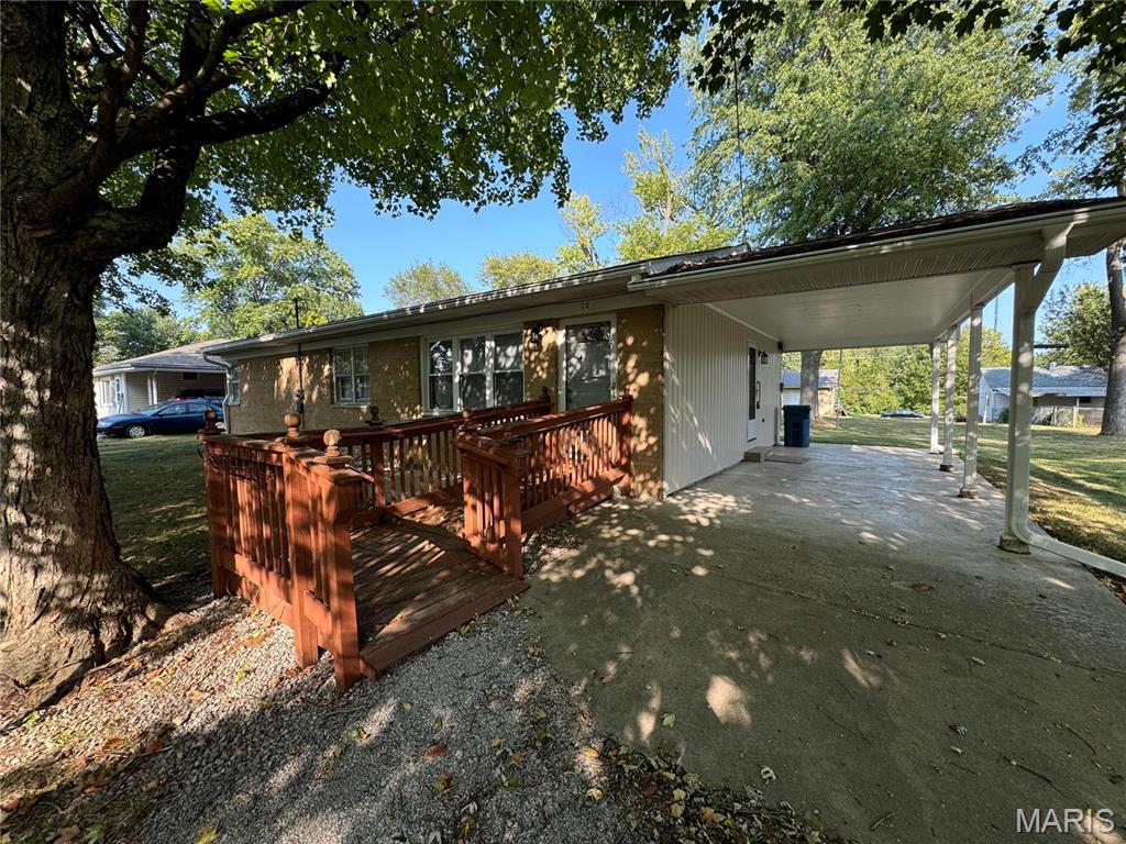 William H & Moureen L Emerys - Residential Lease
