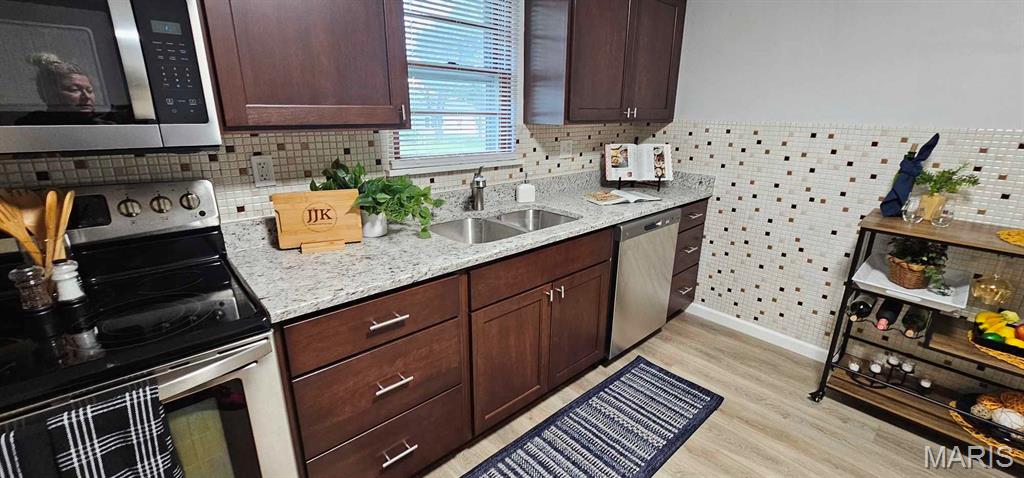 William H & Moureen L Emerys - Residential Lease