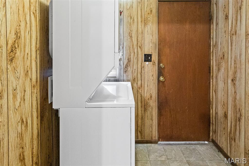 Lockyers E J Sub - Residential