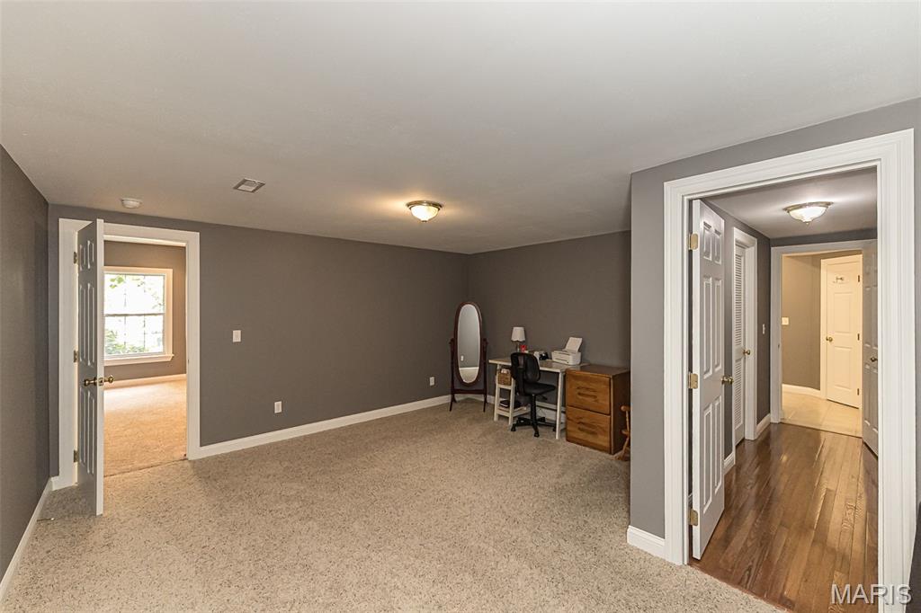 Ivy Chase - Residential