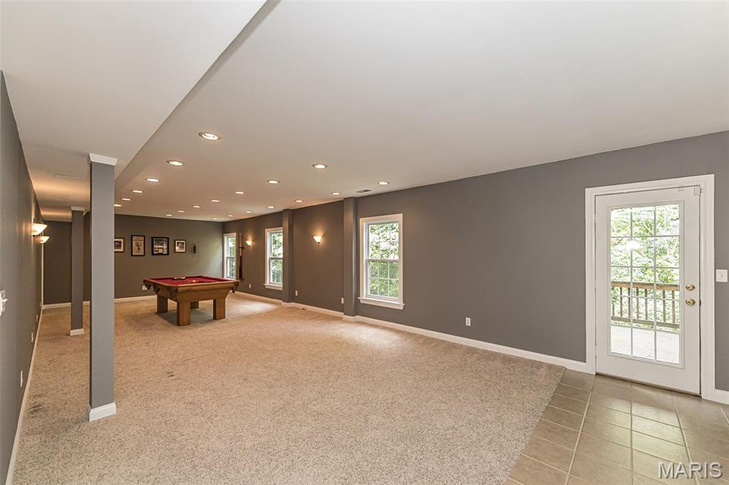 Ivy Chase - Residential