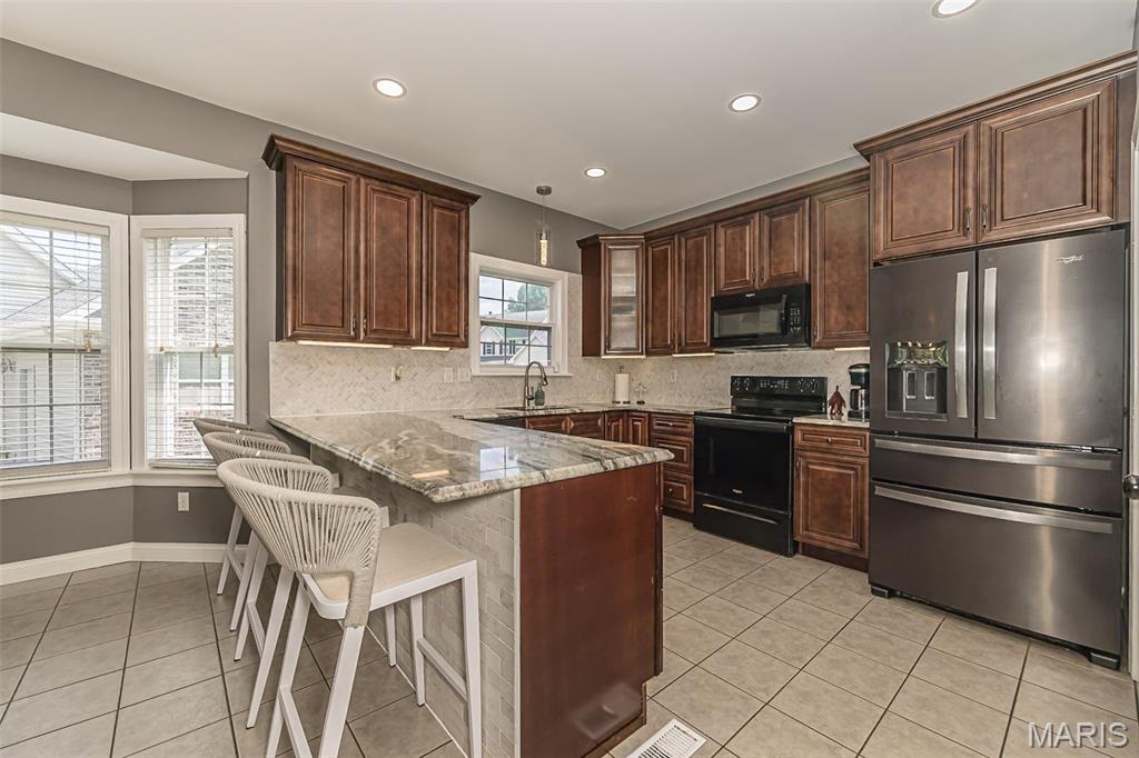 Ivy Chase - Residential