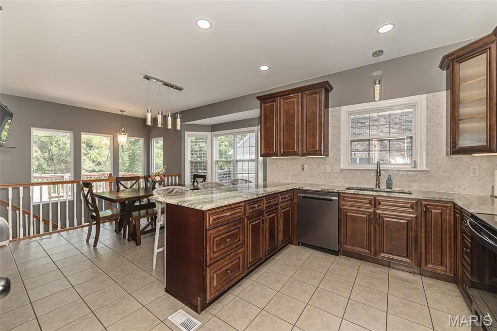 Ivy Chase - Residential