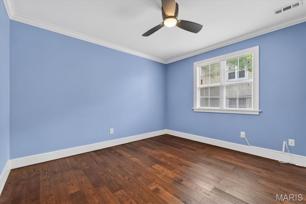 Brentwood Forest Condo Ph Six - Residential
