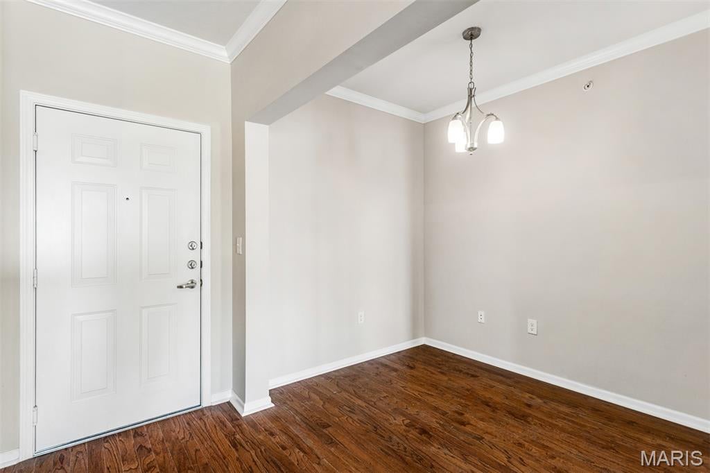 Hanley Station Condo First - Residential
