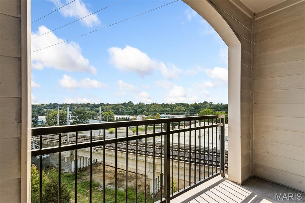Hanley Station Condo First - Residential