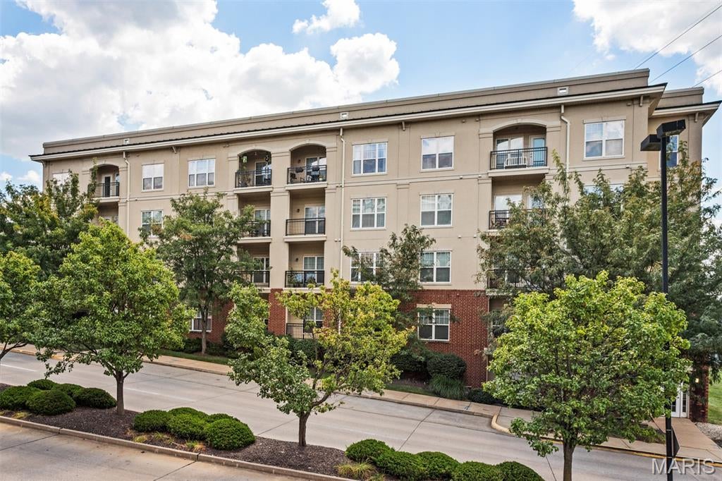 Hanley Station Condo First - Residential