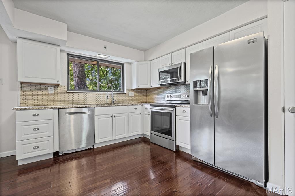 Barrington Estates 4 - Residential