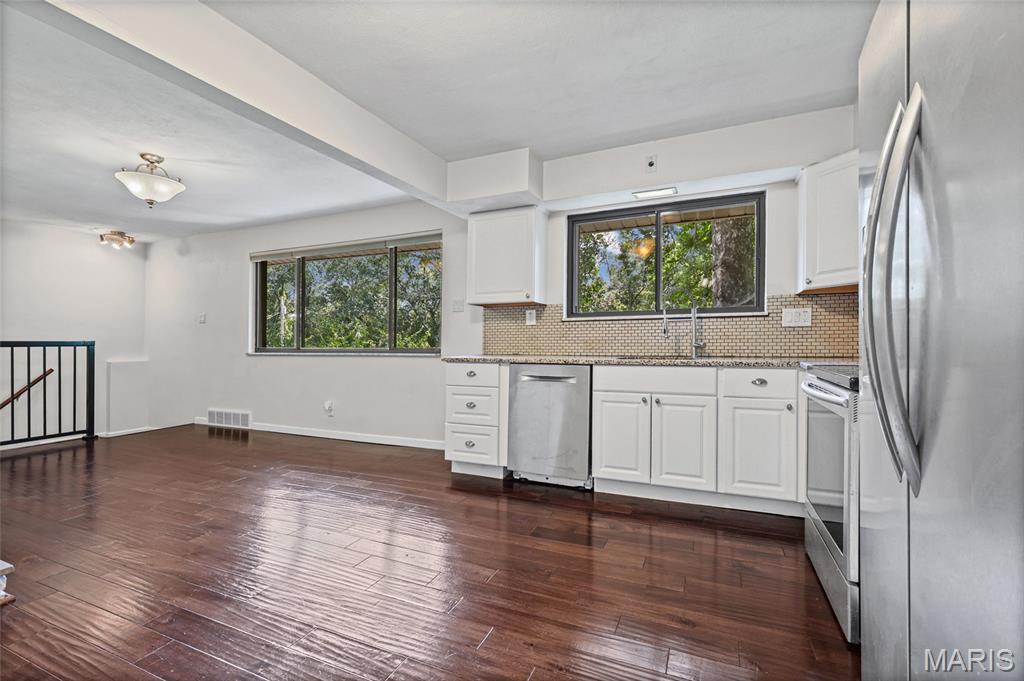 Barrington Estates 4 - Residential