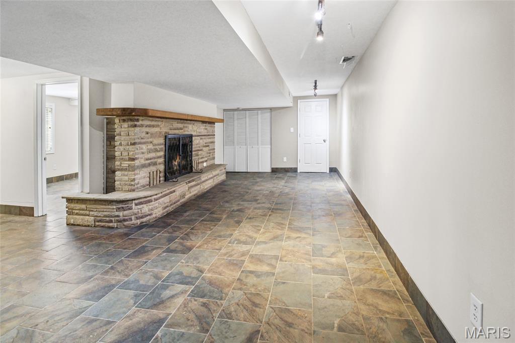 Barrington Estates 4 - Residential