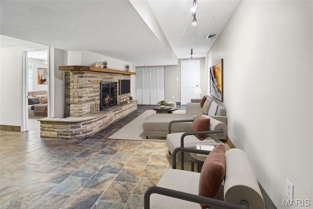 Barrington Estates 4 - Residential