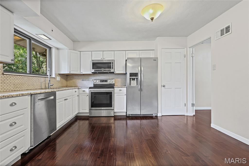 Barrington Estates 4 - Residential