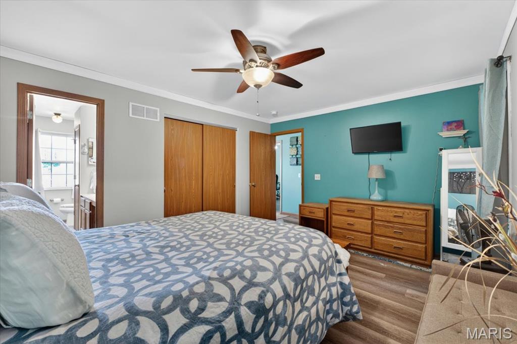 Dougherty Ferry Woods One - Residential