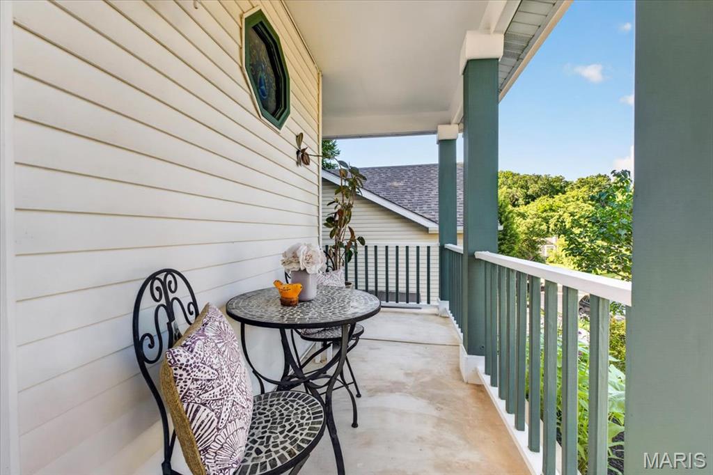 Dougherty Ferry Woods One - Residential