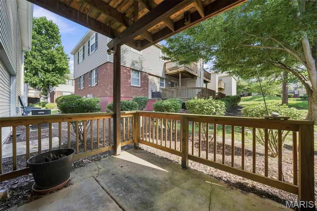 Brentwood Forest Condo Ph Seven - Residential