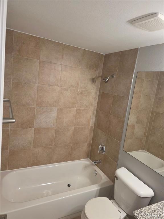 Pershing Ave Condo - Residential Lease