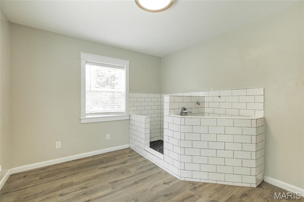 Squires Add - Residential