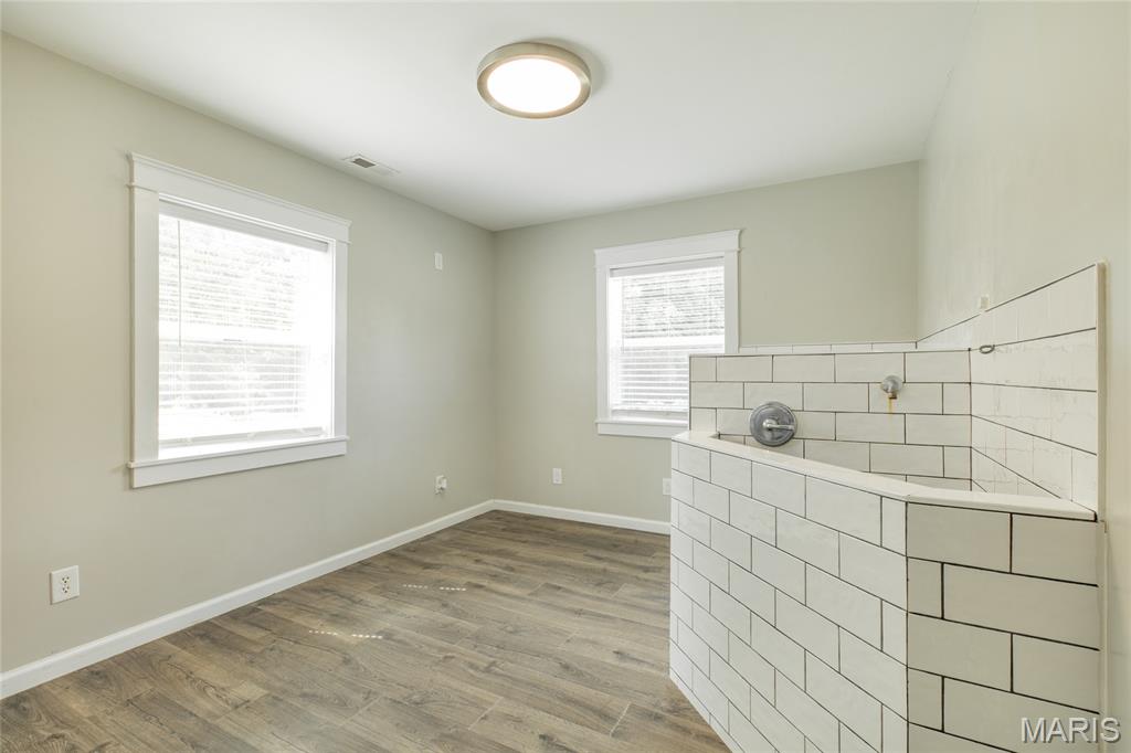 Squires Add - Residential
