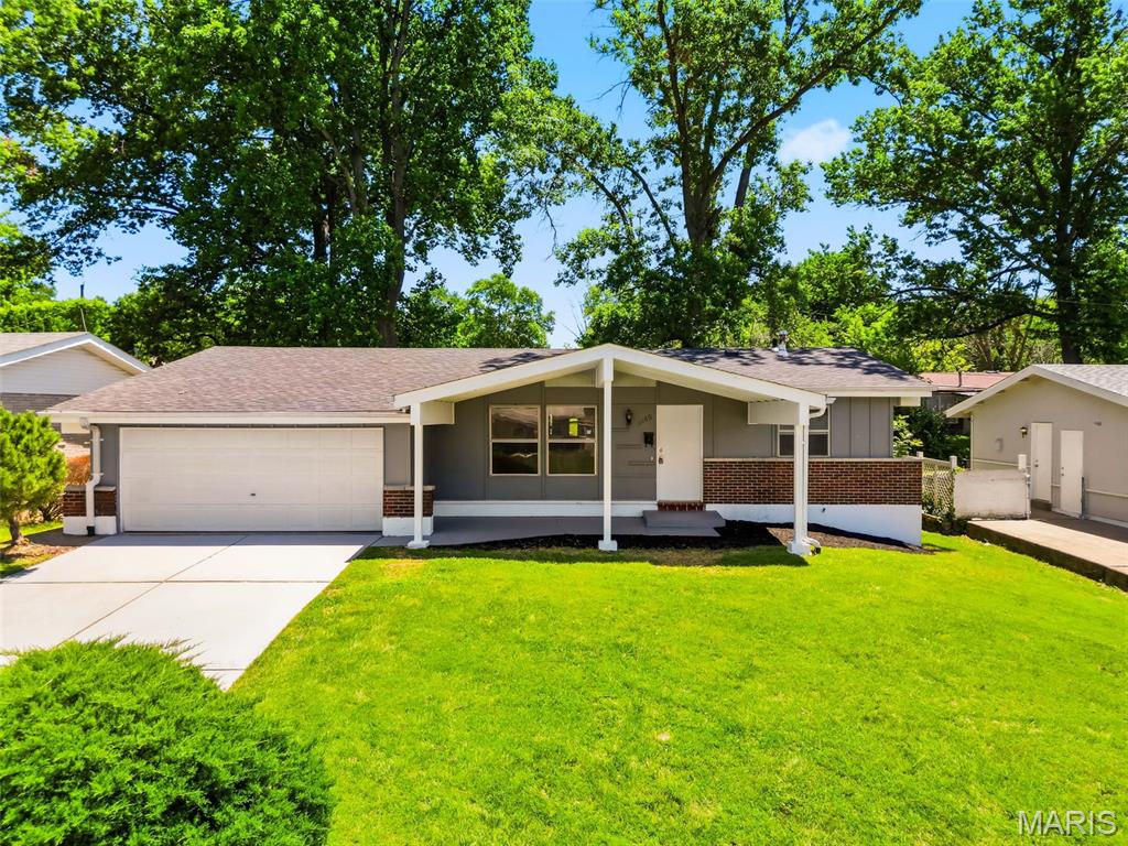 Hathaway Manor - Residential