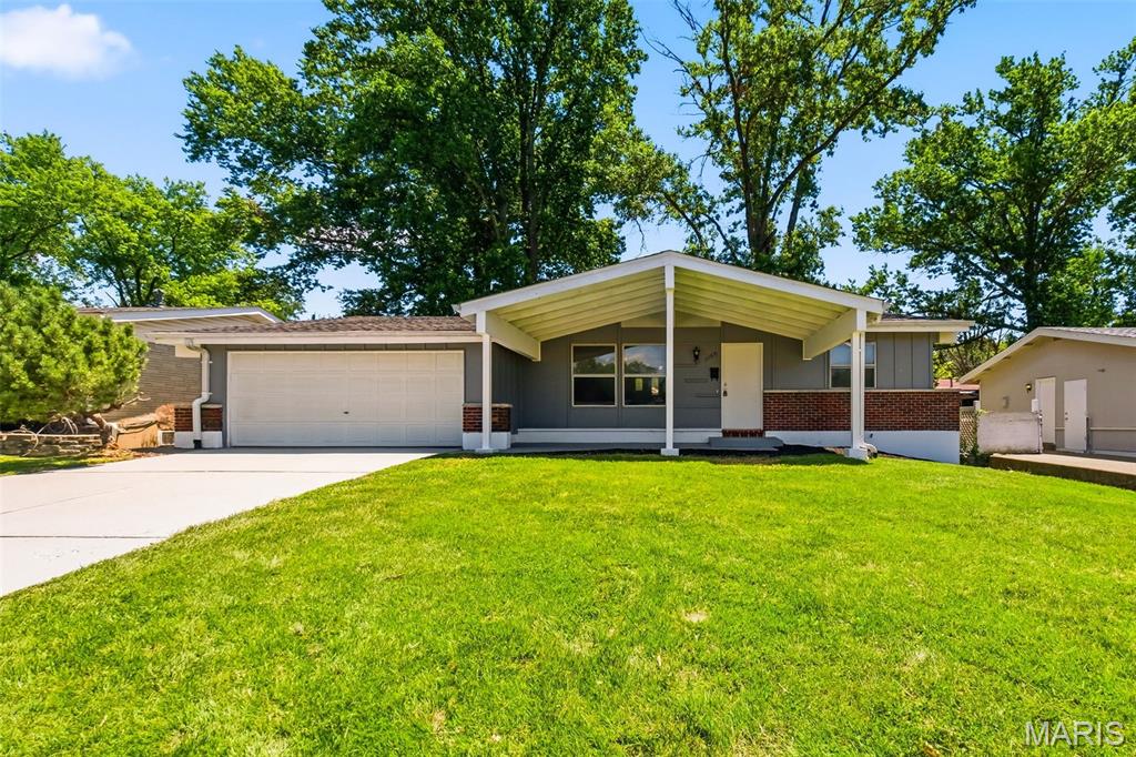 Hathaway Manor - Residential