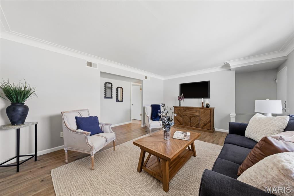 Hathaway Manor - Residential
