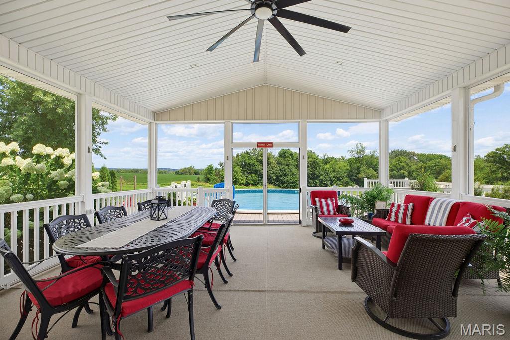 Chateau Ridge - Residential