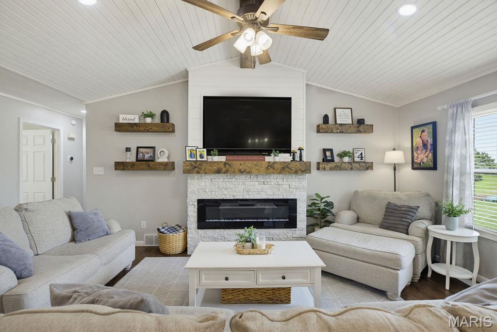 Chateau Ridge - Residential