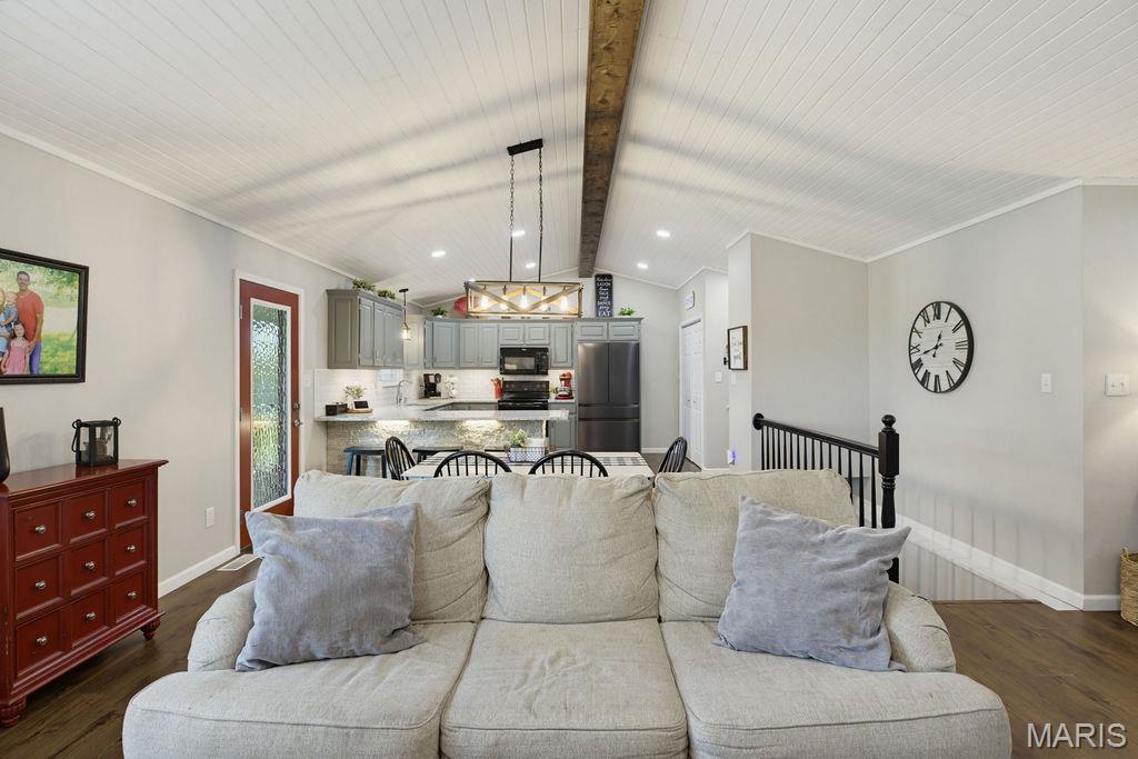 Chateau Ridge - Residential