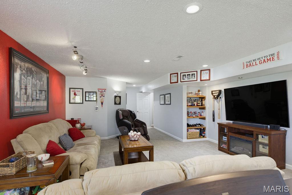 Chateau Ridge - Residential