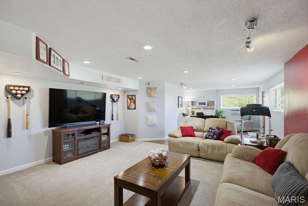 Chateau Ridge - Residential