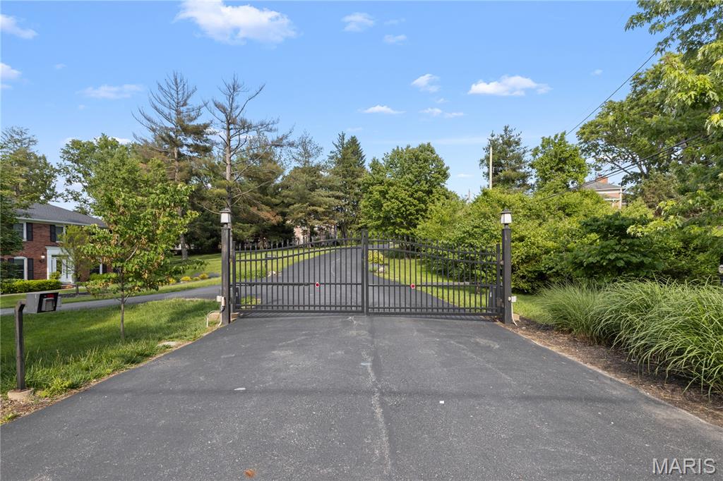 Robyn Lane - Residential