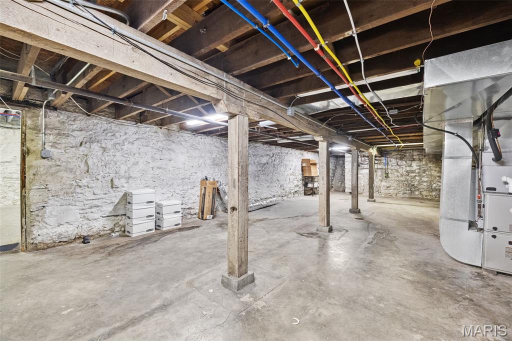 North Broadway - Commercial Sale
