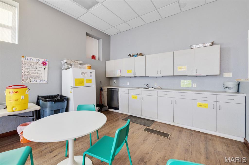North Broadway - Commercial Sale