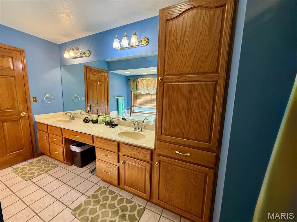 Hummingbird Estates 2nd - Residential