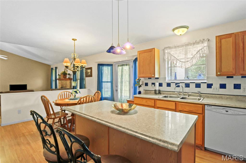 Ridgetop Estate #4 - Residential