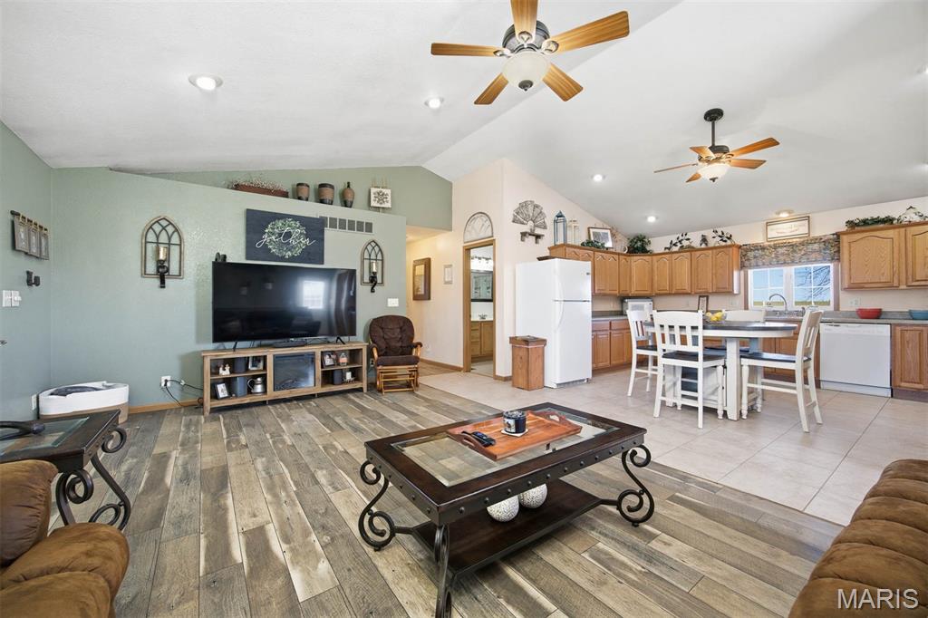 Not in a Subdivsion - Residential